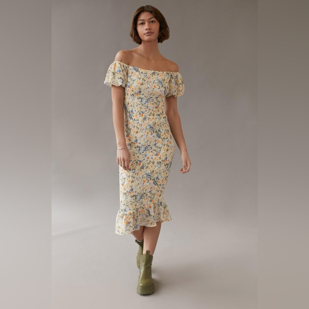 UO Puff Sleeve Off the Shoulder Midi Dress